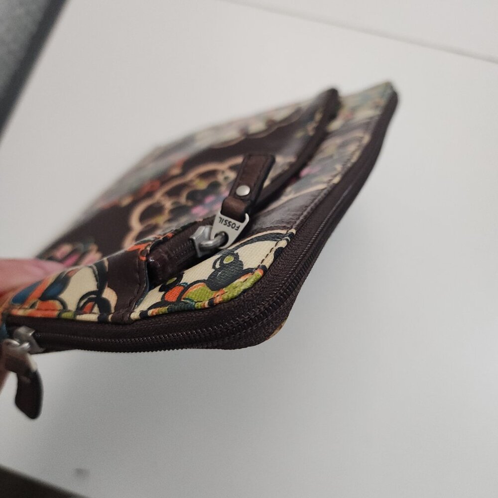 Fossil Floral Medallion Tablet Sleeve Brown Zip Case Boho 10x8 - Picture 5 of 11